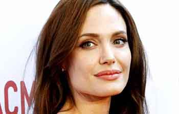   / Angelina Jolie